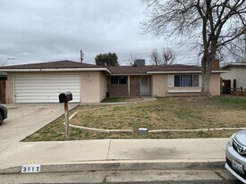 3112 Pasadena St in Bakersfield, CA - Building Photo