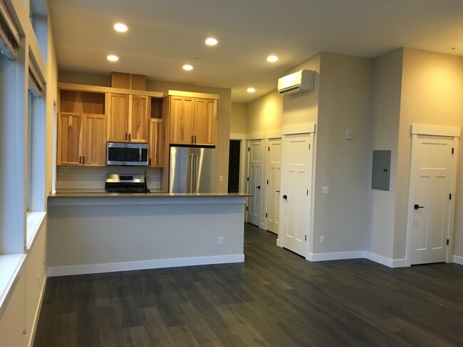 2311 E John St, Unit #2