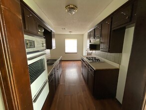 204 W Michael Dr in Midwest City, OK - Building Photo - Building Photo