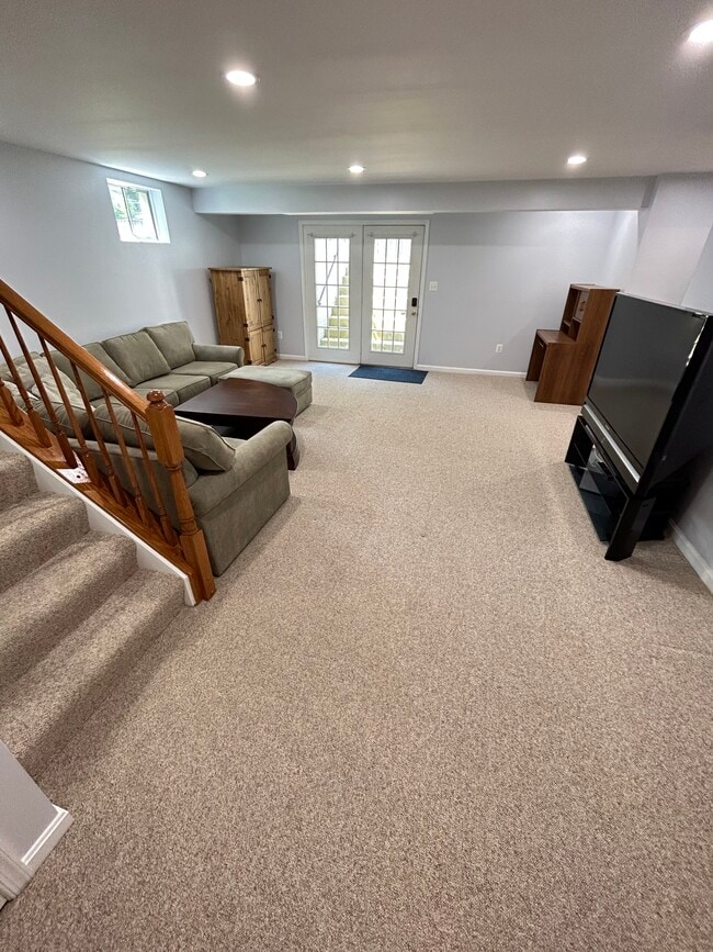 6256 Willowfield Way in Springfield, VA - Building Photo - Building Photo