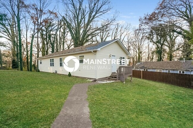 property at 107 N Walker Ln