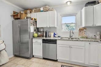 5044 Pershing St in Dallas, TX - Building Photo - Building Photo