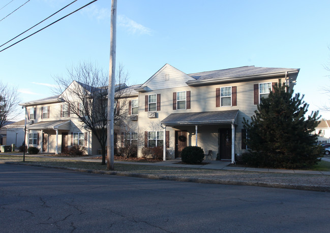 Birchwood Village Apartments in Kingston, NY - Building Photo - Building Photo