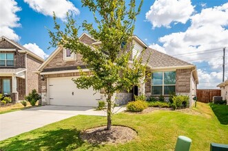 3016 Prairie Trail Ave in Aubrey, TX - Building Photo - Building Photo