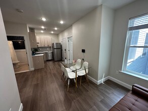 42 N 40th St in Philadelphia, PA - Building Photo - Building Photo