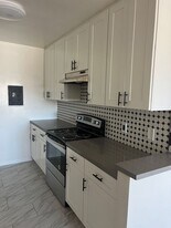 7461 Hazeltine Ave in Los Angeles, CA - Building Photo