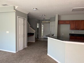 9609 Carlsdale Dr in Riverview, FL - Building Photo - Building Photo