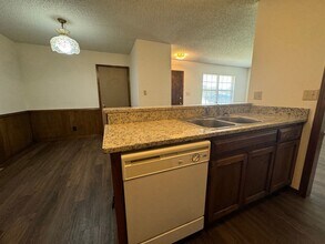 115 E Canton St in Broken Arrow, OK - Building Photo - Building Photo