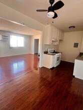20957 Bryant St in Los Angeles, CA - Building Photo - Building Photo