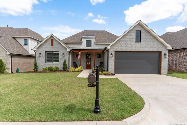 property at 10215 E 121st Pl S