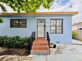 1060 NW 116th St in Miami, FL - Building Photo