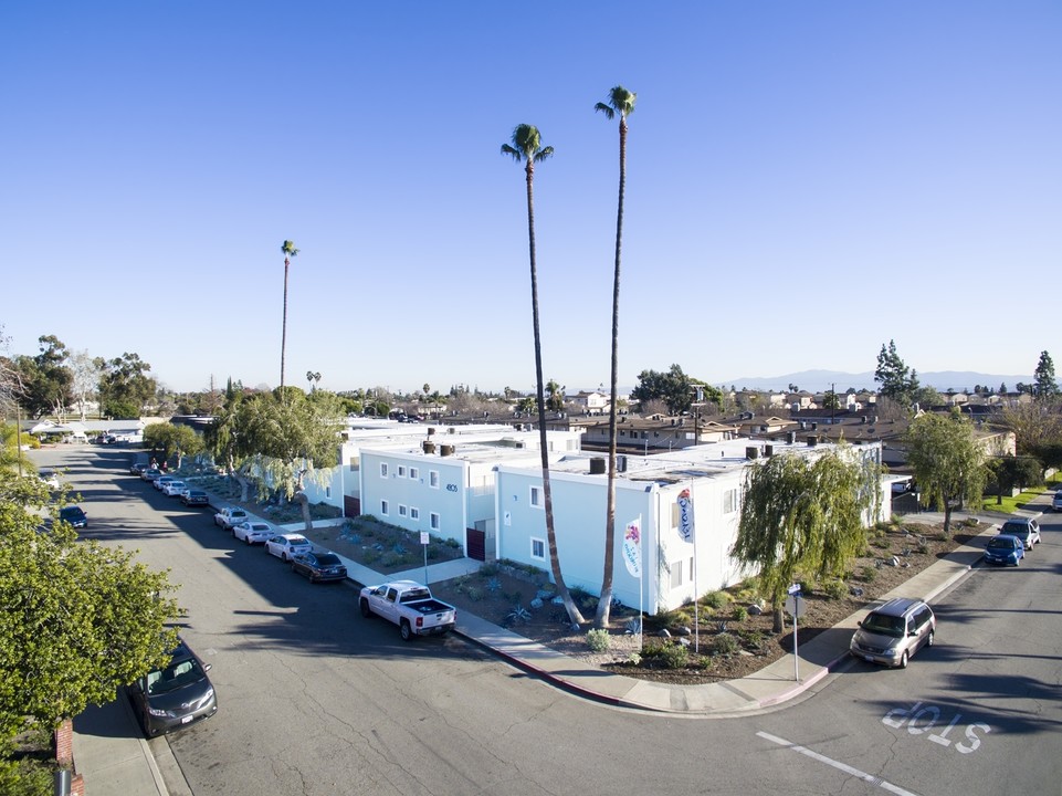 Evart Apartments in Montclair, CA - Building Photo