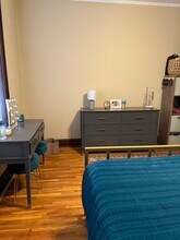 2516 Bellevue Ave, Unit a in Maplewood, MO - Foto de edificio - Building Photo