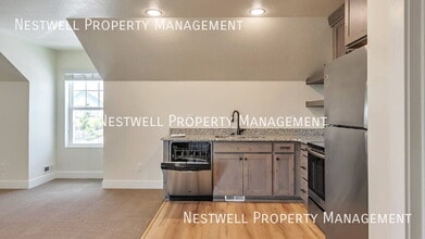 5088 W Beach Comber Way in South Jordan, UT - Building Photo - Building Photo