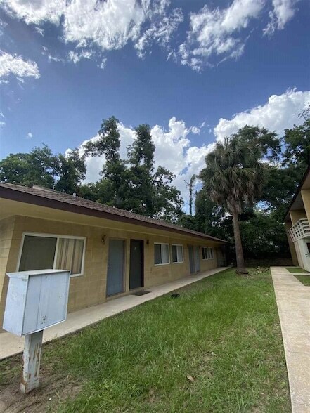 662 Liberty St, Unit 4 in Tallahassee, FL - Building Photo - Building Photo