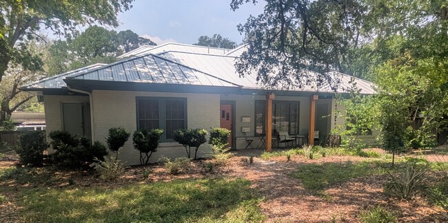 property at 4000 Crescent Dr