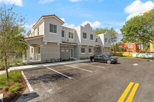 617 NW 1st Ave in Fort Lauderdale, FL - Building Photo