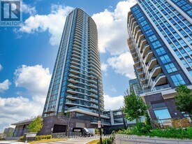 35 Watergarden Dr in Mississauga, ON - Building Photo