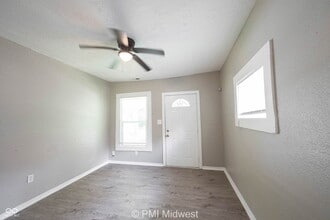 2903 N Chester Ave in Indianapolis, IN - Building Photo - Building Photo