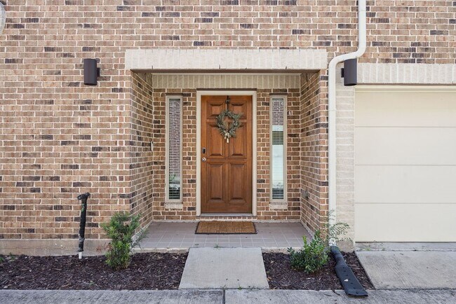 546 Westcross St in Houston, TX - Building Photo - Building Photo