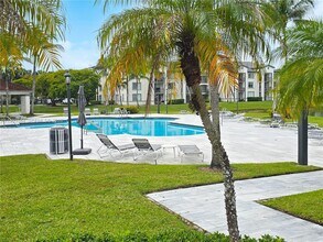 4460 NW 107th Ave in Doral, FL - Building Photo - Building Photo