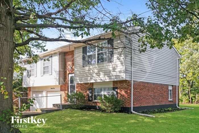 3920 Pinetop Dr in Indianapolis, IN - Building Photo