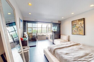 270 Beacon St, Unit H5 in Boston, MA - Foto de edificio - Building Photo