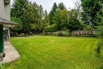 21209 Dewdney Trunk Rd in Maple Ridge, BC - Building Photo - Building Photo