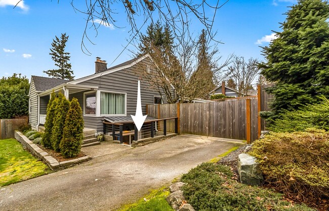 property at 1110 10th St