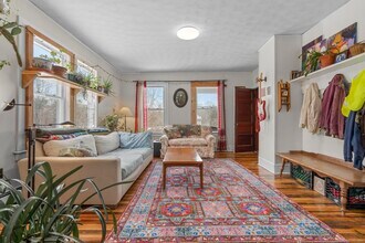8 Center St in Willington, CT - Building Photo - Building Photo