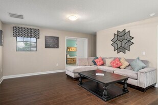 1479 Moon Valley Dr, Unit SI ID1524597P in Four Corners, FL - Building Photo