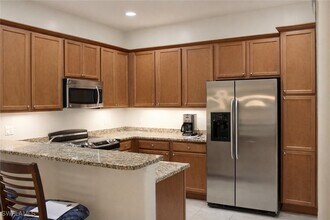 7267 Salerno Ct in Naples, FL - Building Photo - Building Photo