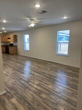 321 N Sherman Ave in Lubbock, TX - Building Photo - Building Photo