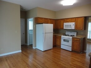 626 David St in Lake In The Hills, IL - Building Photo - Building Photo