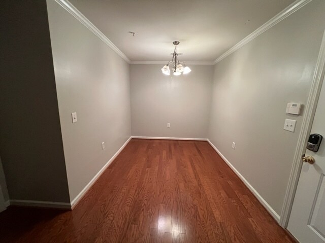7102 W Friendly Ave, Unit 105 in Greensboro, NC - Building Photo - Building Photo