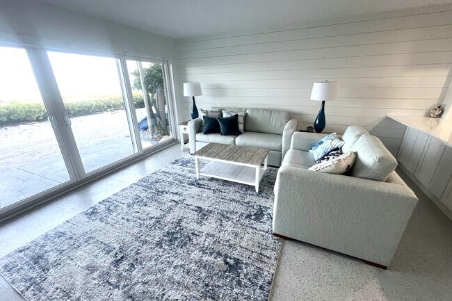 property at 6701 Gulf of Mexico Dr
