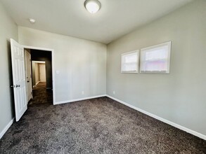 115 N 46th St, Unit 3 in Louisville, KY - Building Photo - Building Photo