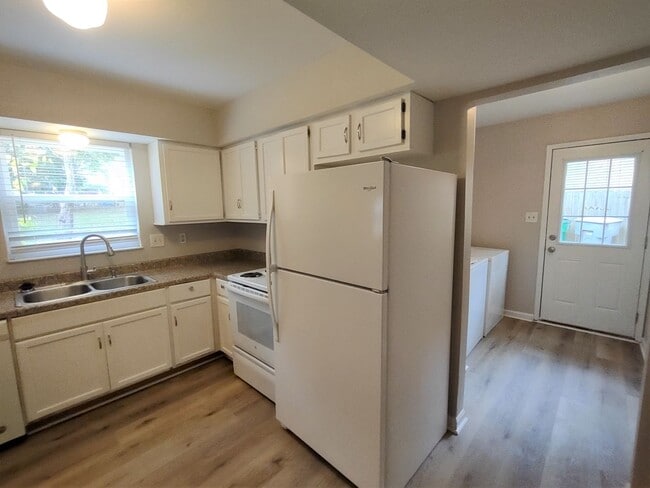 11523 5 Cedars Rd in Charlotte, NC - Building Photo - Building Photo