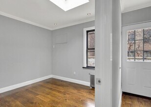 145 E 26th St, Unit 3D in New York, NY - Building Photo - Building Photo