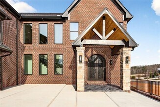 403 Thunder Rd in Buford, GA - Building Photo - Building Photo