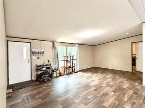 17008 FM 1484 Rd in Cut And Shoot, TX - Building Photo - Building Photo