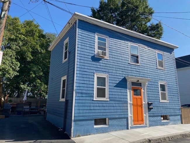 property at 7 Allen St