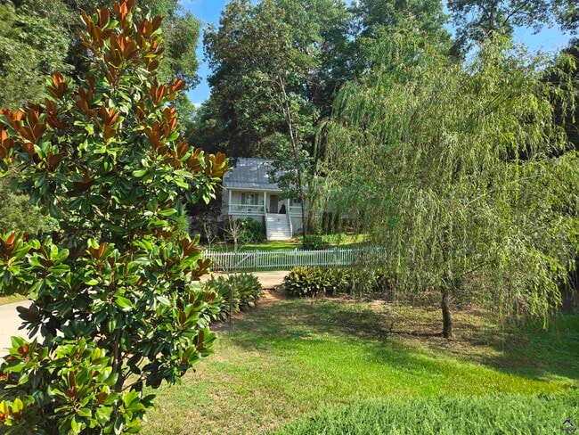 217 Mossland Dr in Perry, GA - Building Photo - Building Photo