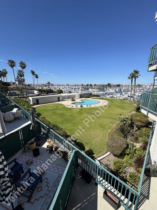 2901 Peninsula Rd, Unit #234 in Oxnard, CA - Foto de edificio - Building Photo