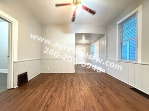 905 Grace Ave in Fort Wayne, IN - Building Photo - Building Photo