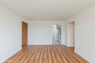 14450 Jefferson Ave, Unit 2w in Orland Park, IL - Building Photo - Building Photo