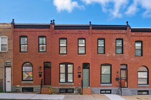 2215 E Biddle St in Baltimore, MD - Building Photo