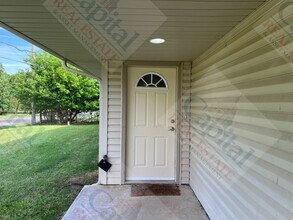 20635 Penney Ln in Harrah, OK - Building Photo - Building Photo