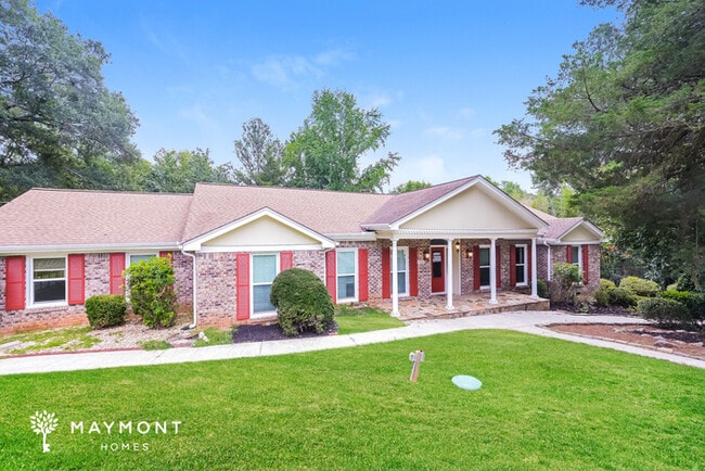 property at 4806 Castlewood Dr SW
