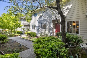 173 Sierra Vista Ave in Mountain View, CA - Building Photo - Building Photo